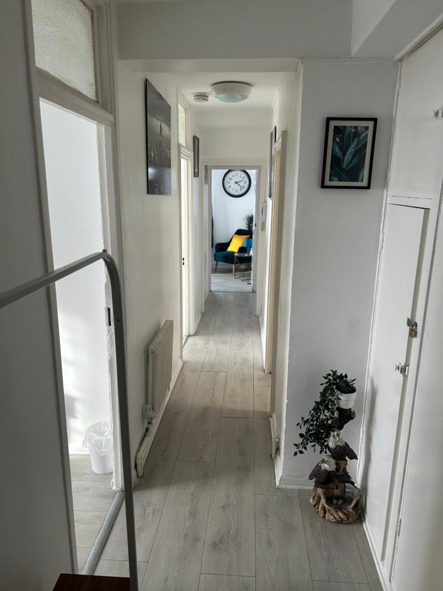 Cosy 2-Bedroom Flat In Finsbury Park, Modern, Convenient & Close To Central London! Luaran gambar